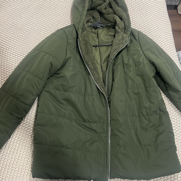 Green Spring Jacket - Picture 2 of 3